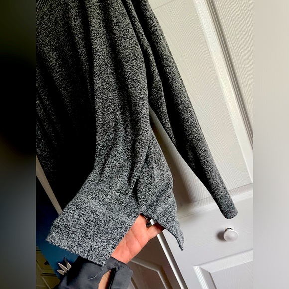 Sweater - Picture 3 of 3